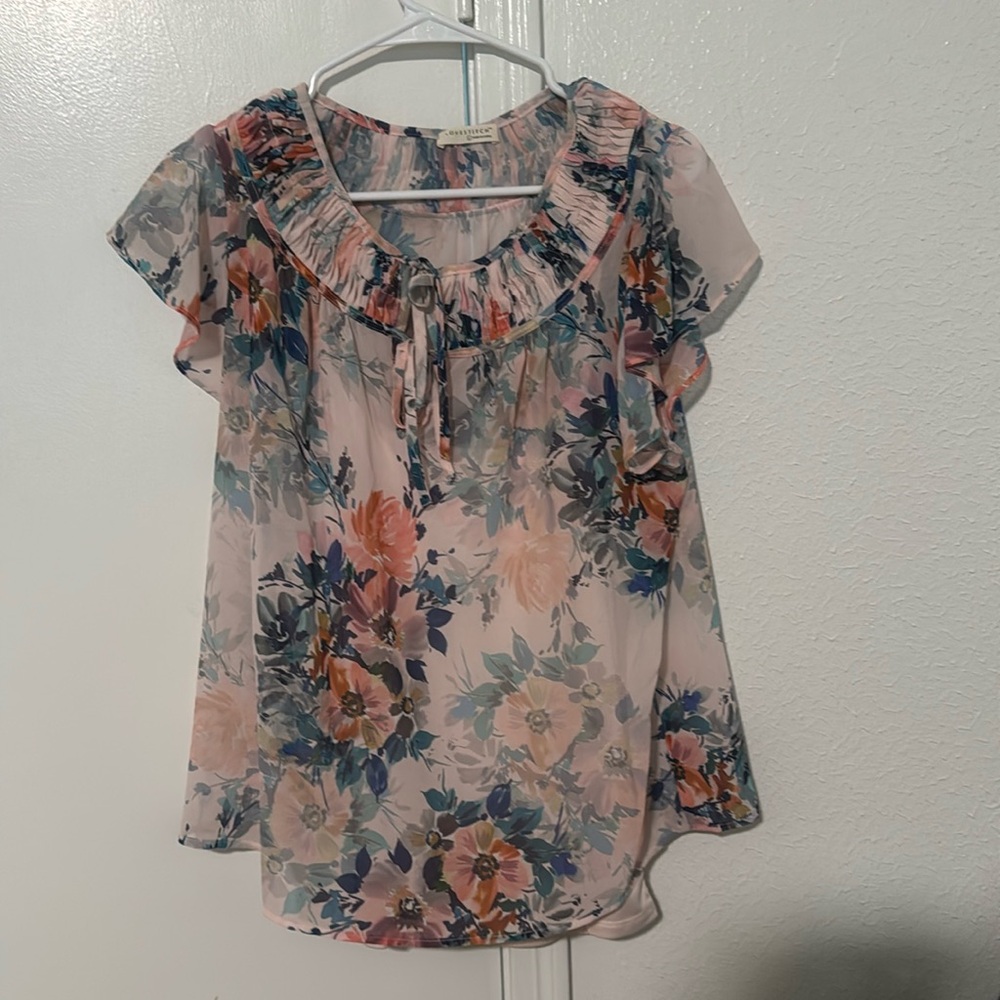 Brand new never worn very cute blouse
